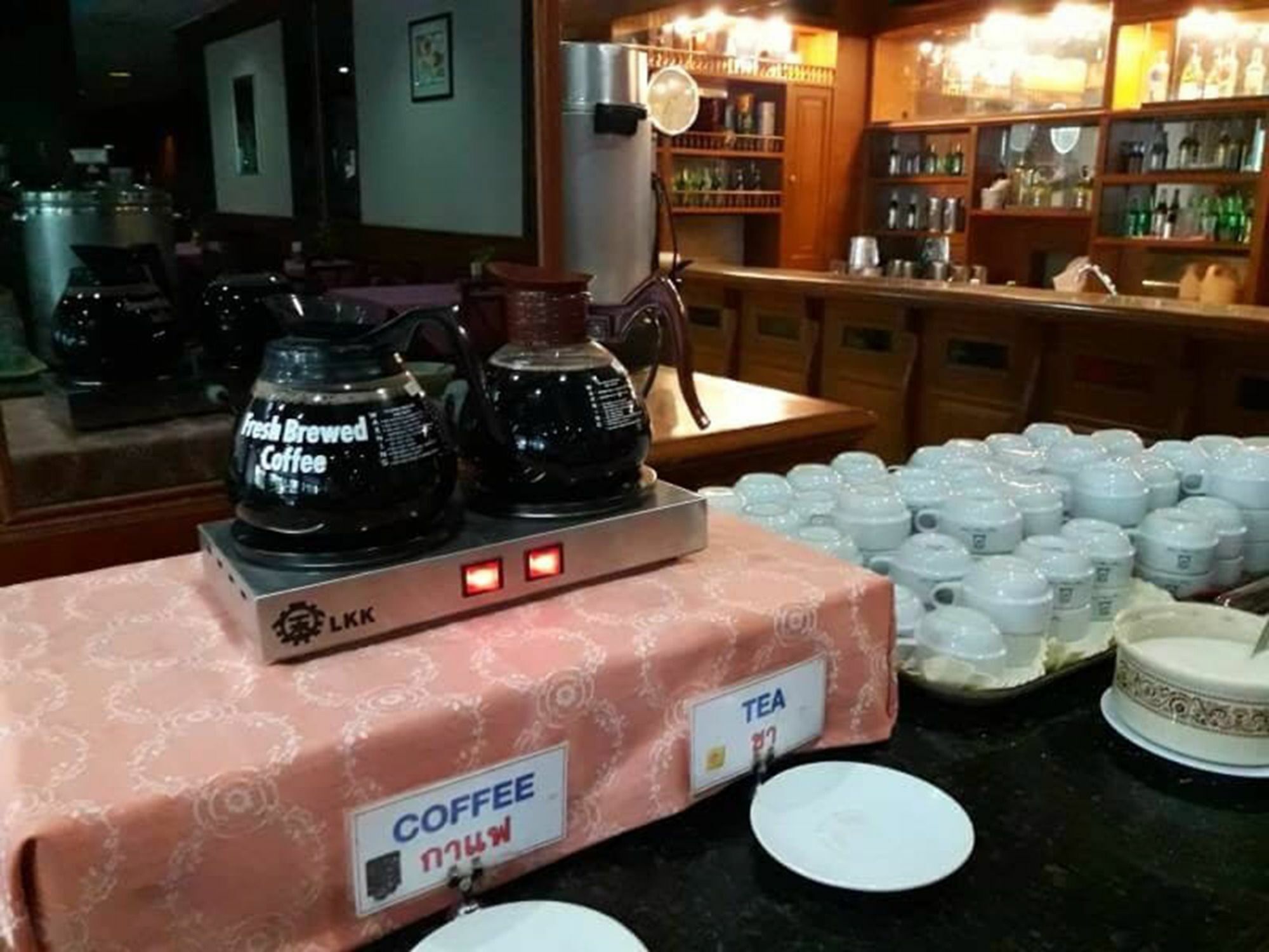 皇宫酒店 芭達亞 外观 照片